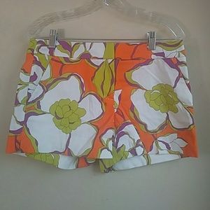 Trina Turk Floral Shorts (A 25 )